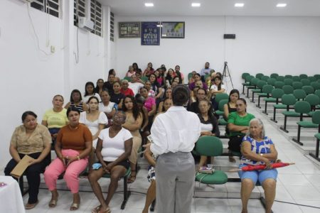 Palestra sobre Autoestima e Identidade Feminina promove reflexão e fortalecimento em Francinópolis